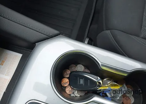 2020 Chevrolet Blazer Fwd 2Lt from USA, damaged, VIN 3GNKBCRS0LS677823